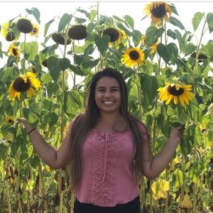 Meet your Posher, Alex